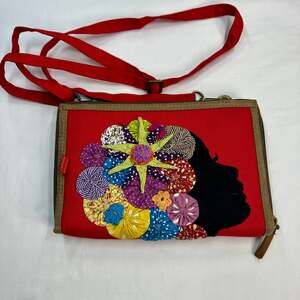 Maika Etnik Smallbag – Artsy Red Canvas Silhouette & Textile Flower Collage